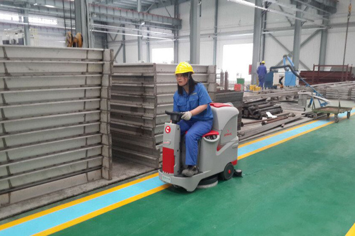 驾驶式洗地机 驾驶式洗地机